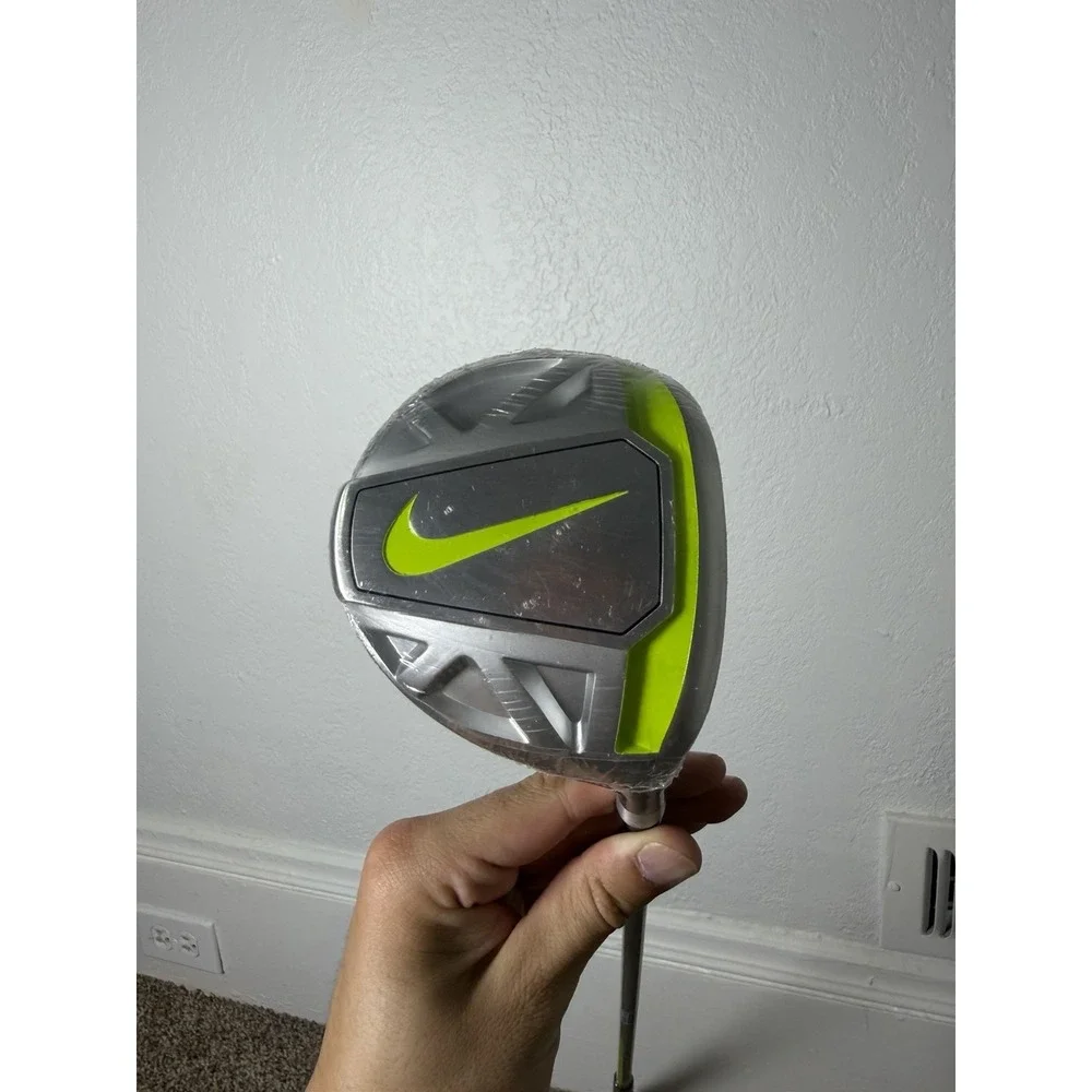 Nike Vapor Speed Junior Driver RH Youth Graphite Shaft Golf Club 35